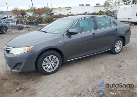 2013 Toyota Camry Hybrid Le from USA, damaged, VIN 4T1BD1FK1DU083878